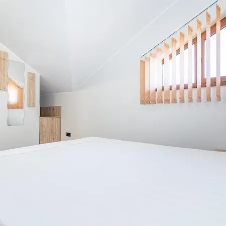 Cataleya Konukevi Venus